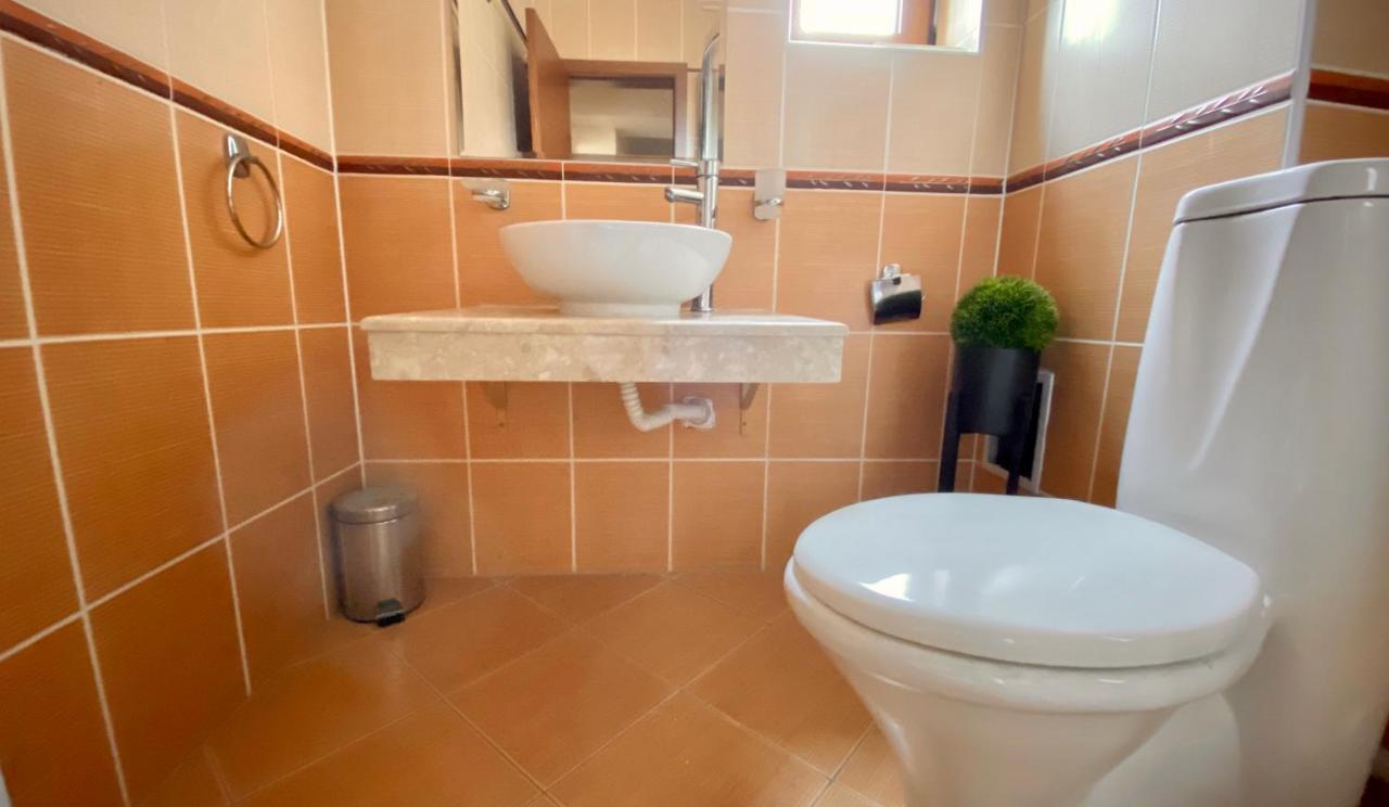 Charming Ski Apartments Near Gondola & Bar Street, Cedar Lodge 1 Complex バンスコ エクステリア 写真