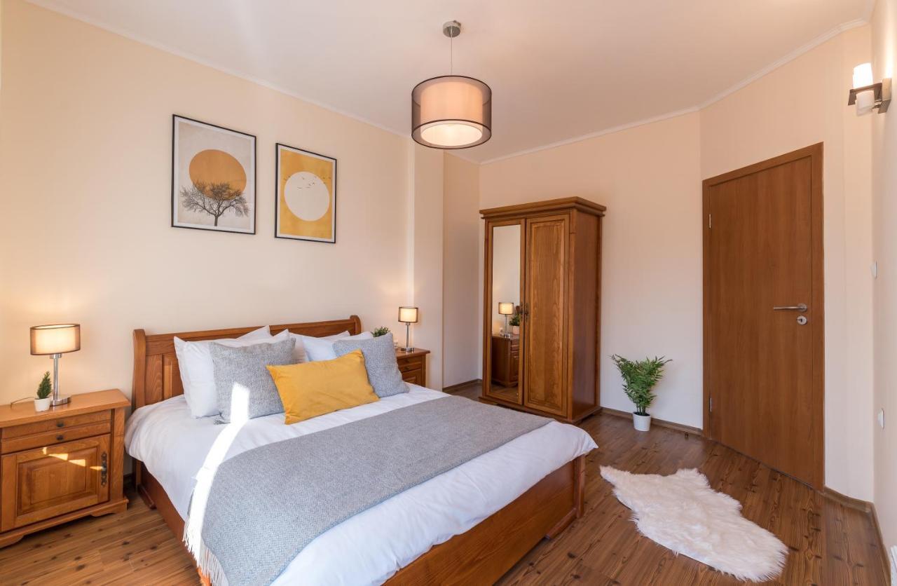 Charming Ski Apartments Near Gondola & Bar Street, Cedar Lodge 1 Complex バンスコ エクステリア 写真