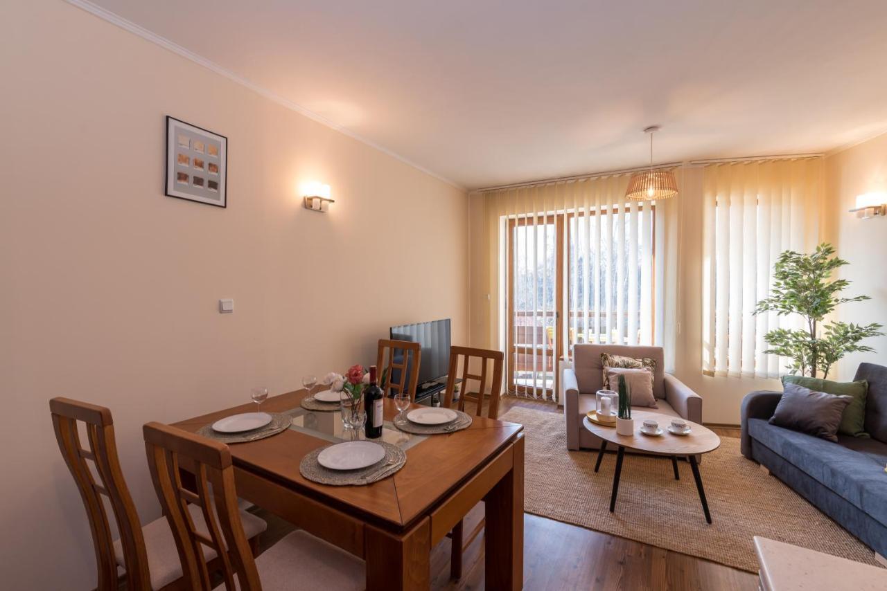 Charming Ski Apartments Near Gondola & Bar Street, Cedar Lodge 1 Complex バンスコ エクステリア 写真
