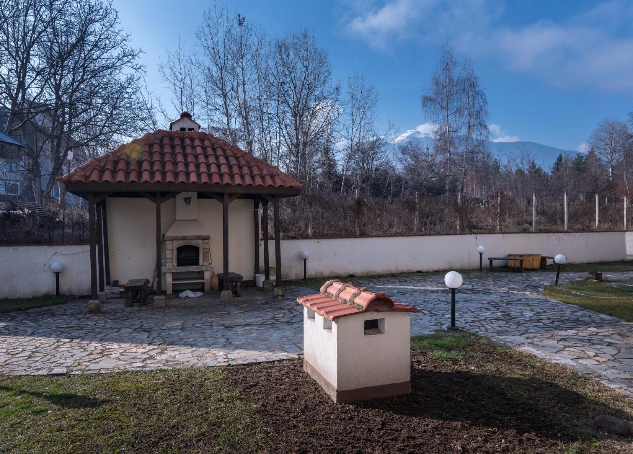 Charming Ski Apartments Near Gondola & Bar Street, Cedar Lodge 1 Complex バンスコ エクステリア 写真